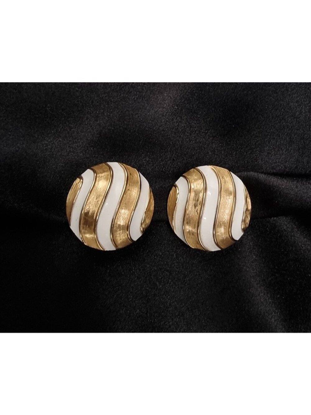 Vintage 1960's TRIFARI Signed Gold & White Enamel Button Clip-On Earrings